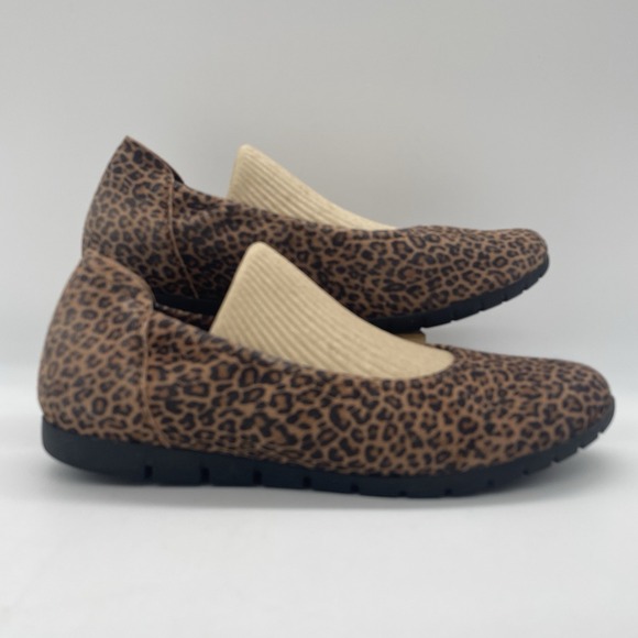 Sabrinas Womens 37 Shoes Flats Cheetah Leopard Round Toe‎ Made in Spain Comfort - Picture 2 of 14